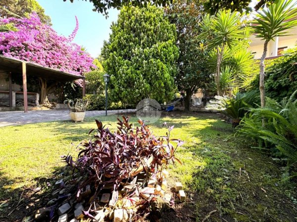 casa indipendente in vendita ad Anzio in zona Villa Claudia