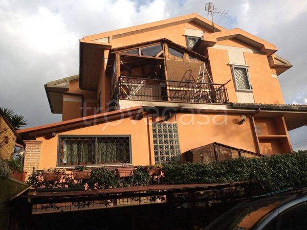 casa indipendente in vendita ad Anzio in zona Villa Claudia