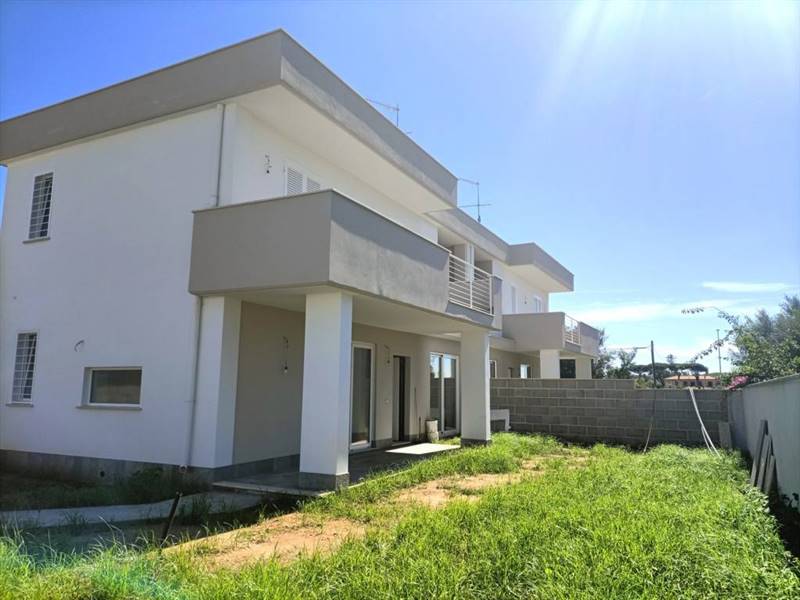 casa indipendente in vendita ad Anzio