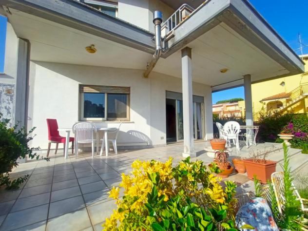 casa indipendente in vendita ad Anzio in zona Mare