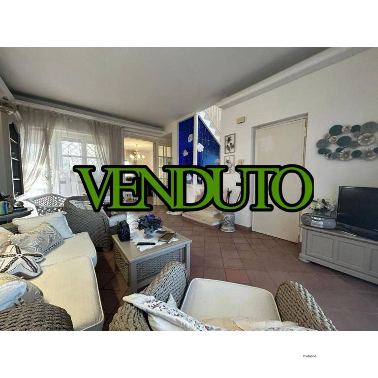 casa indipendente in vendita ad Anzio in zona Mare