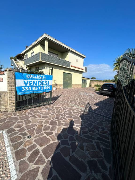 casa indipendente in vendita ad Anzio in zona Stazione