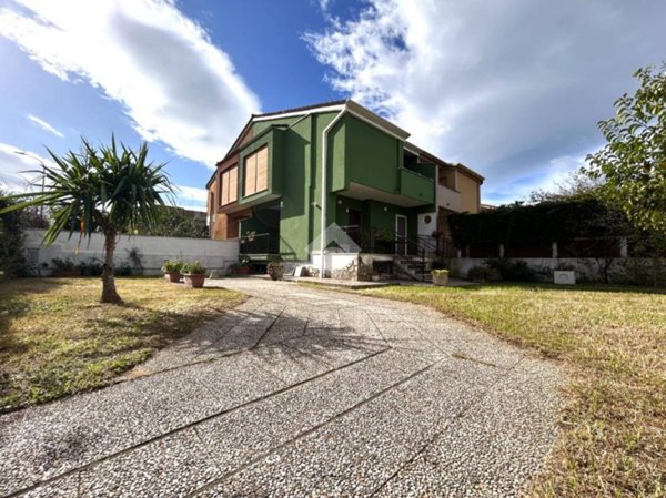casa indipendente in vendita ad Anzio in zona Villa Claudia