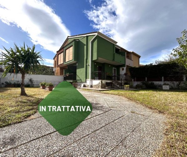 casa indipendente in vendita ad Anzio in zona Villa Claudia
