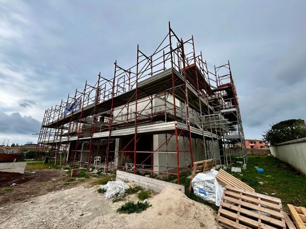 casa indipendente in vendita ad Anzio