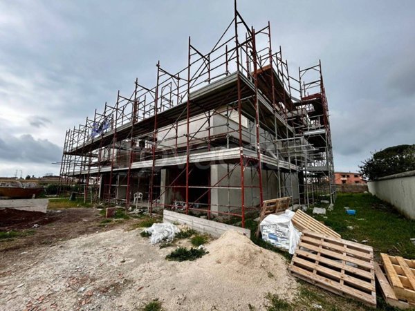 casa indipendente in vendita ad Anzio