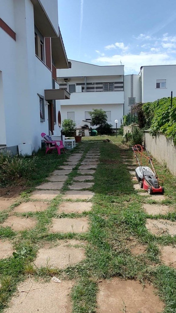 casa indipendente in vendita ad Anzio in zona Villa Claudia