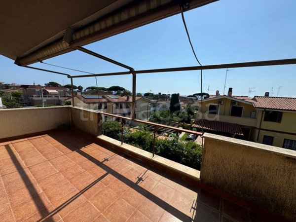 casa indipendente in vendita ad Anzio in zona Lido delle Sirene