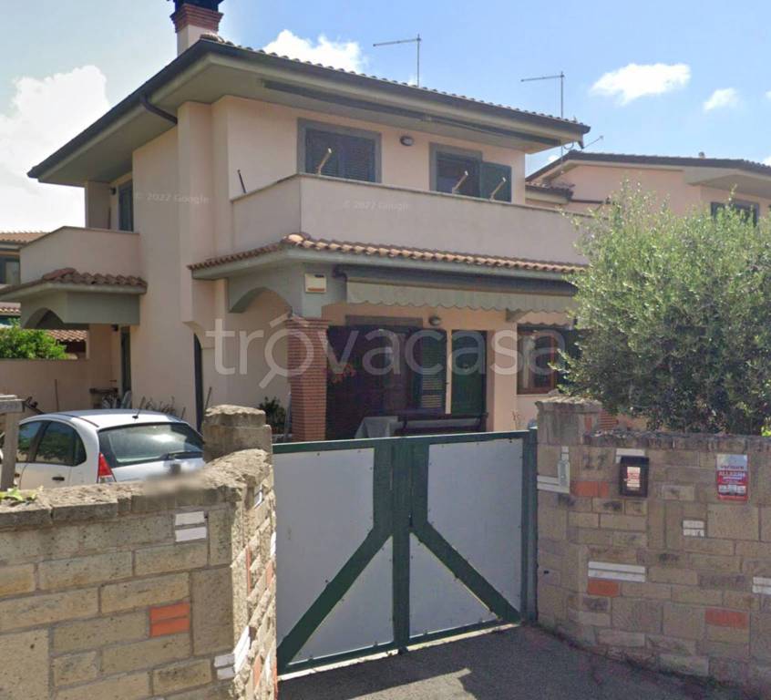 casa indipendente in vendita ad Anzio