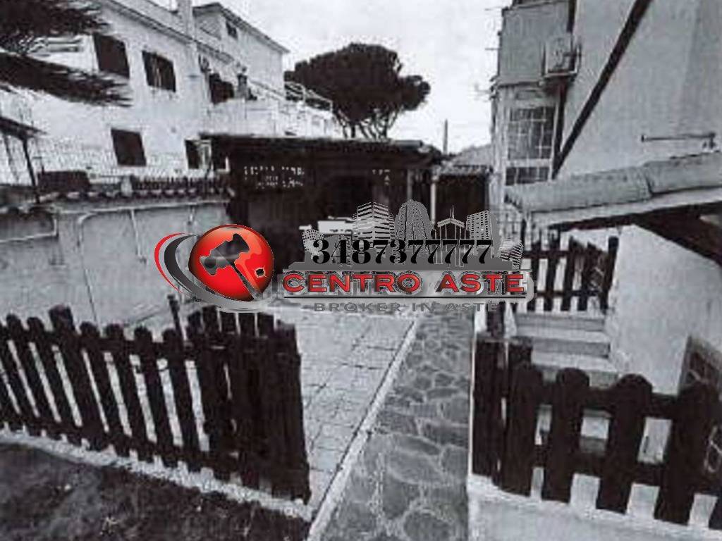 casa indipendente in vendita ad Anzio in zona Villa Claudia