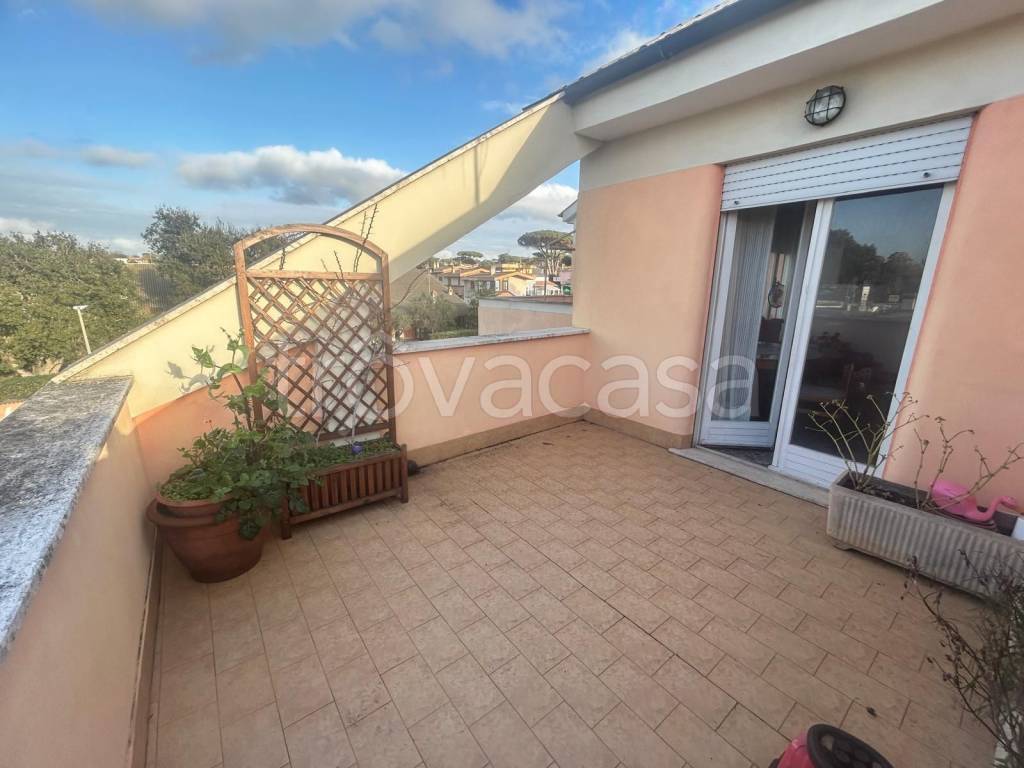 appartamento in vendita ad Anzio in zona Mare