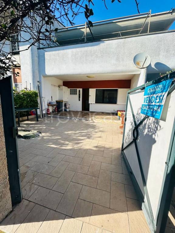 appartamento in vendita ad Anzio in zona Mare