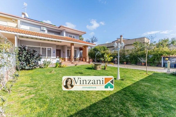 casa indipendente in vendita ad Anzio