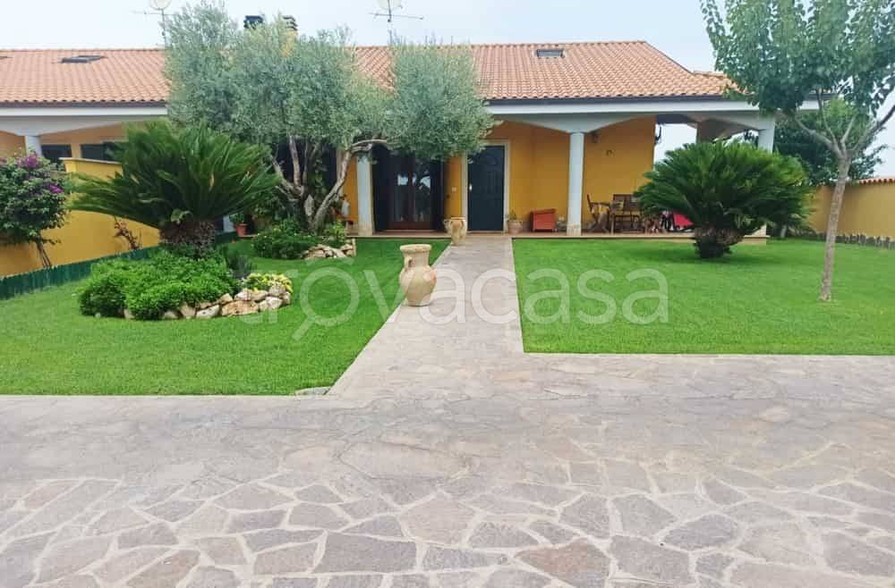 casa indipendente in vendita ad Anzio in zona Stazione