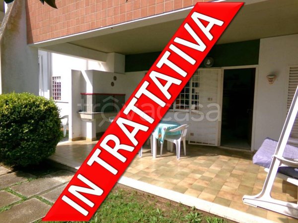 appartamento in vendita ad Anzio in zona Villa Claudia