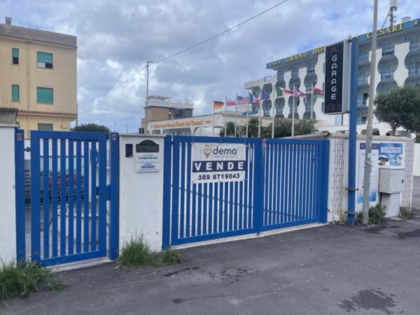 locale di sgombero in vendita ad Anzio in zona Stazione
