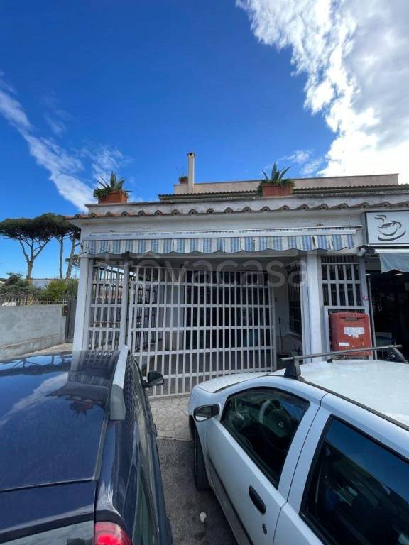 appartamento in vendita ad Anzio in zona Mare