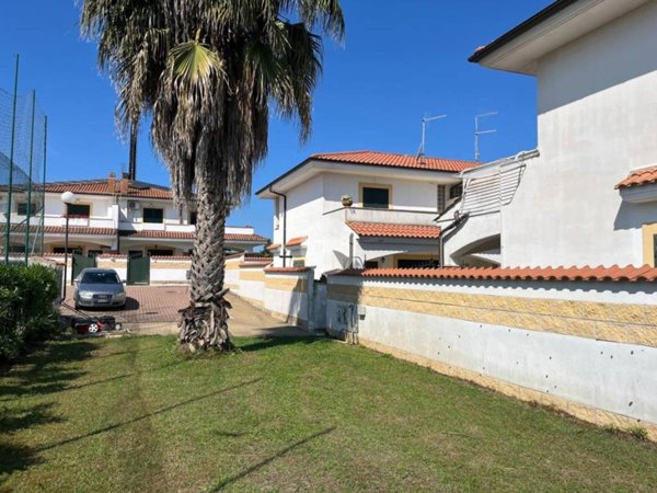 appartamento in vendita ad Anzio in zona Lido dei Pini