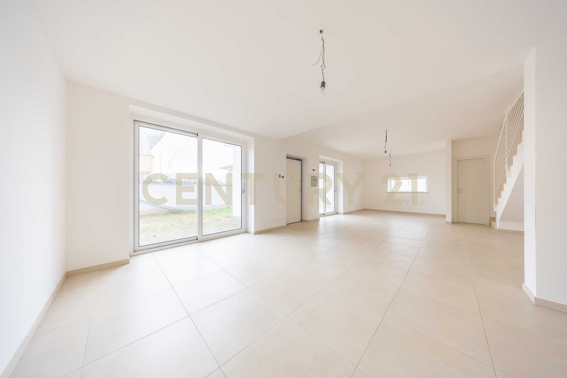 casa indipendente in vendita ad Anzio in zona Mare