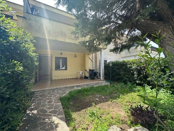 casa indipendente in vendita ad Anzio