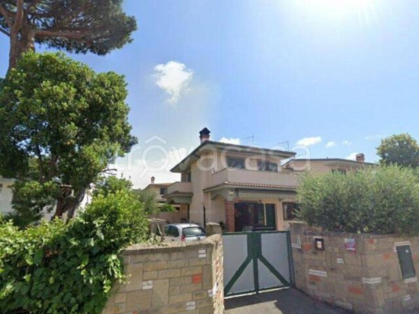 casa indipendente in vendita ad Anzio