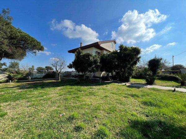 casa indipendente in vendita ad Anzio