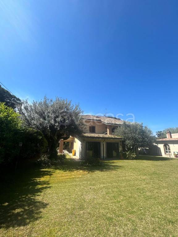 casa indipendente in vendita ad Anzio