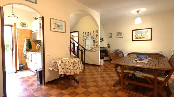 casa indipendente in vendita ad Anzio