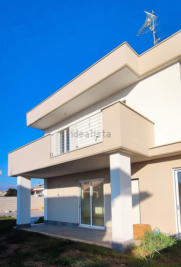 casa indipendente in vendita ad Anzio