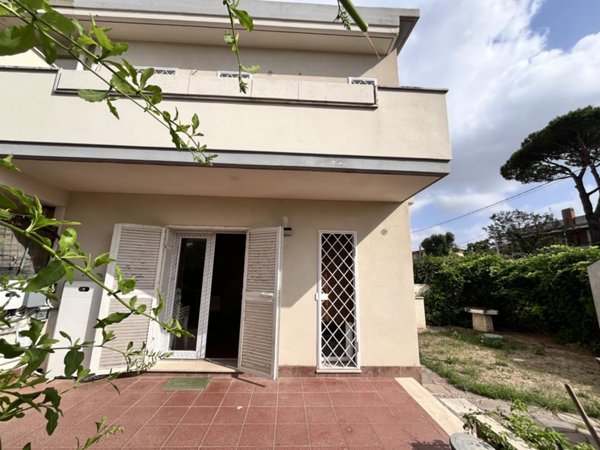 casa indipendente in vendita ad Anzio