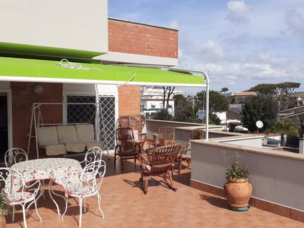 appartamento in vendita ad Anzio in zona Mare
