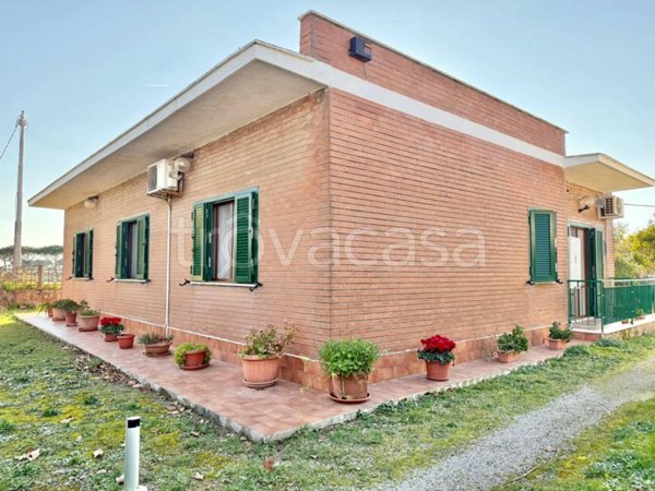 casa indipendente in vendita ad Anzio in zona Stazione