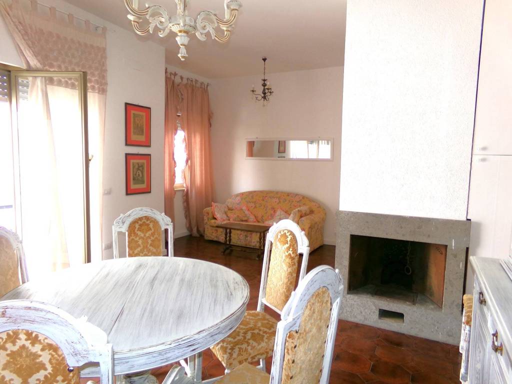 appartamento in vendita ad Anzio in zona Mare