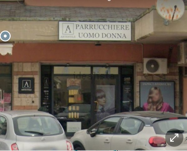 locale commerciale in vendita ad Anzio