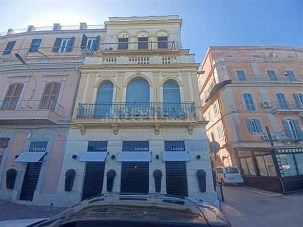 appartamento in vendita ad Anzio in zona Mare