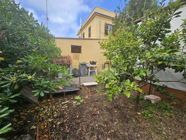 appartamento in vendita ad Anzio in zona Mare
