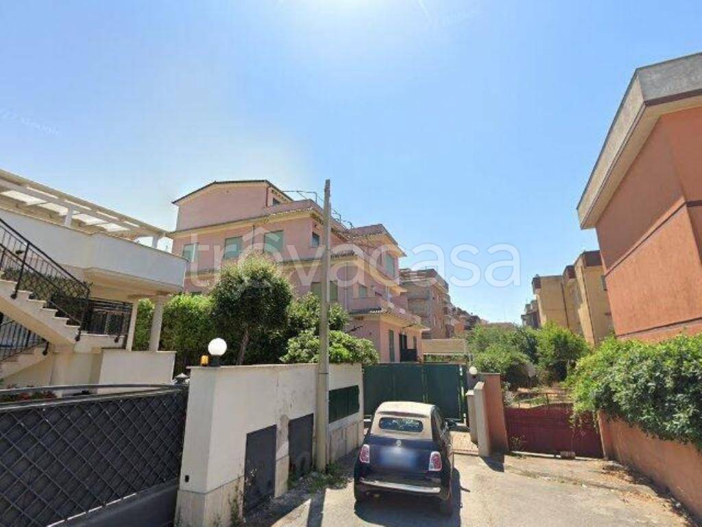 casa indipendente in vendita ad Anzio in zona Anzio Colonia