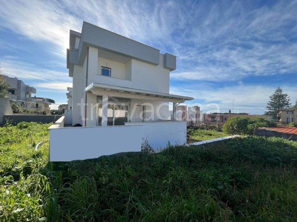 casa indipendente in vendita ad Anzio in zona Marechiaro