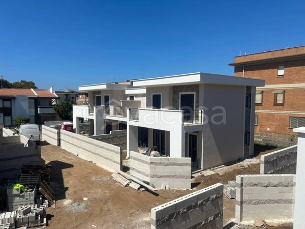 casa indipendente in vendita ad Anzio in zona Mare