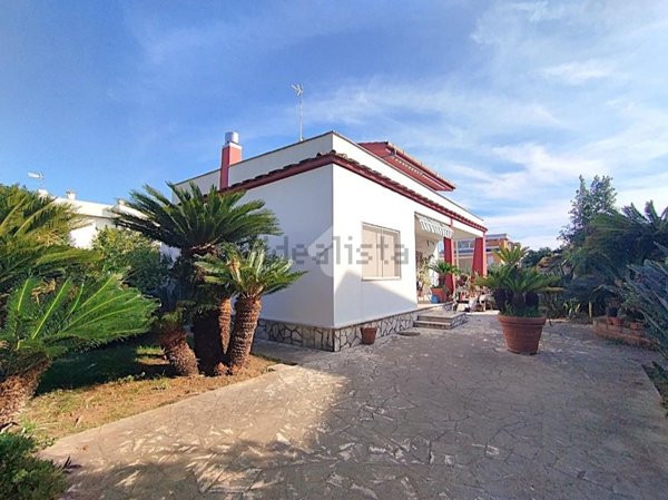 casa indipendente in vendita ad Anzio in zona Stazione