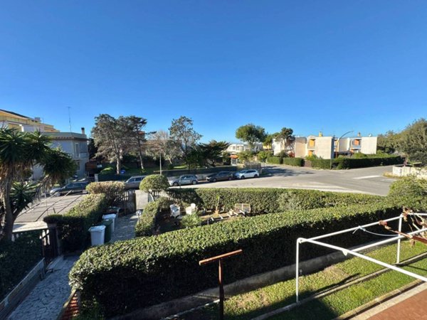 appartamento in vendita ad Anzio in zona Marechiaro