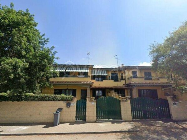 casa indipendente in vendita ad Anzio