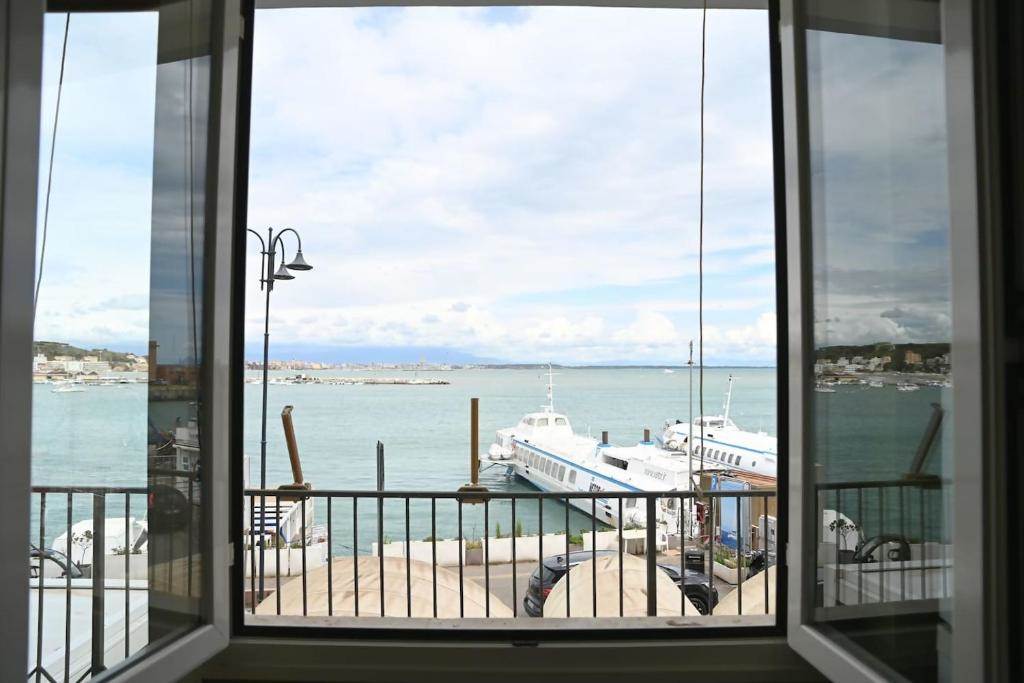 appartamento in vendita ad Anzio in zona Mare