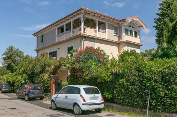 casa indipendente in vendita ad Anzio