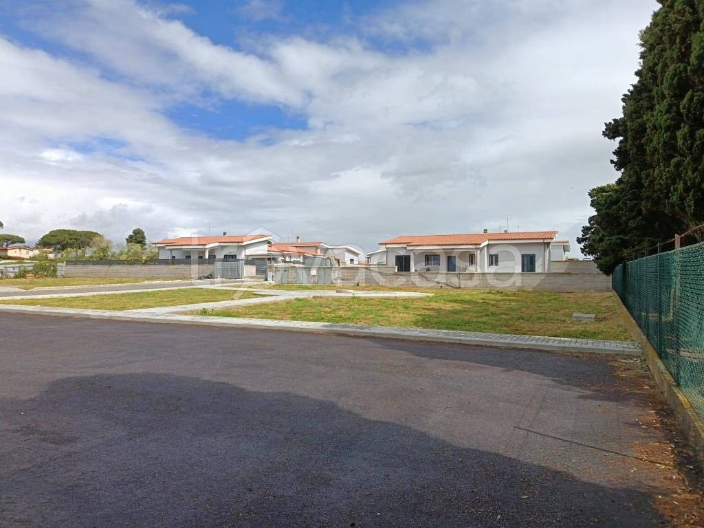 casa indipendente in vendita ad Anzio in zona Stazione