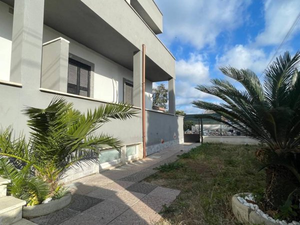 casa indipendente in vendita ad Anzio in zona Lido dei Pini