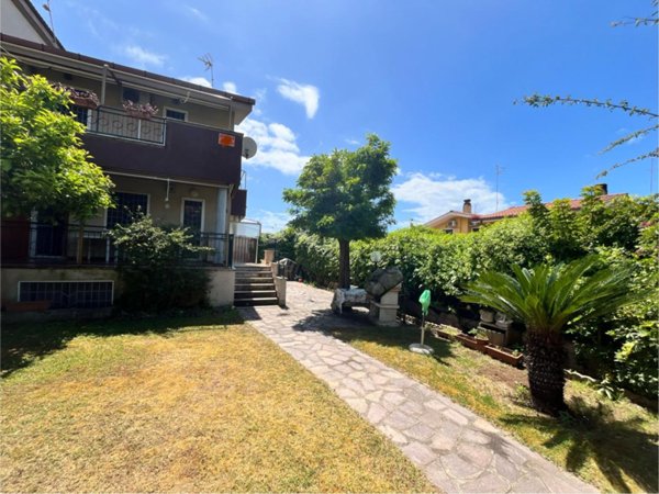 casa indipendente in vendita ad Anzio in zona Lido delle Sirene