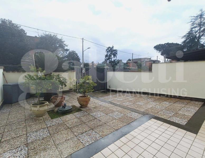 casa indipendente in vendita ad Anzio in zona Lido dei Pini