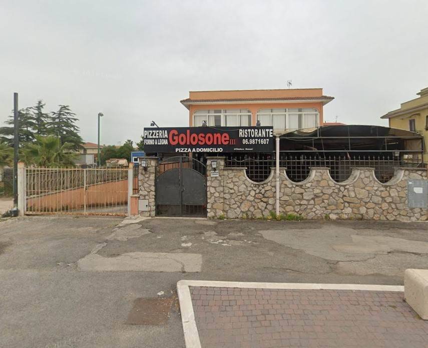 negozio in vendita ad Anzio in zona Mare