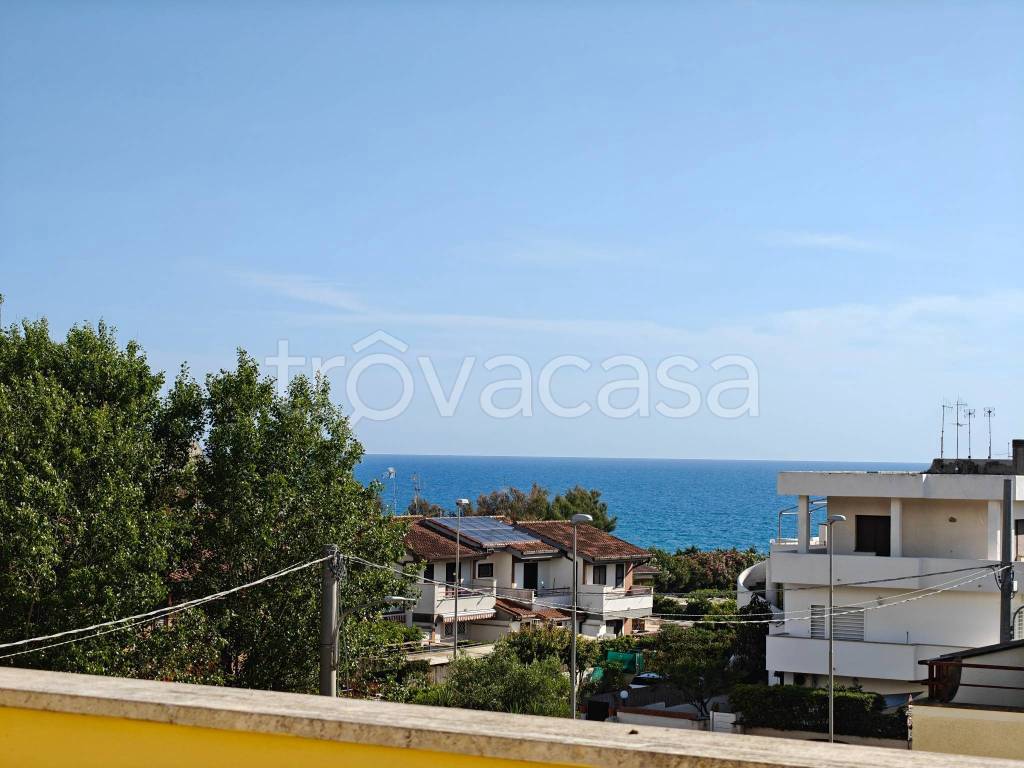 appartamento in vendita ad Anzio in zona Cincinnato